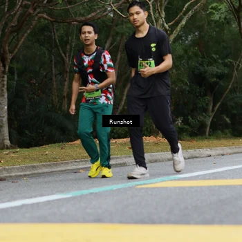 Runner Photo 5459615