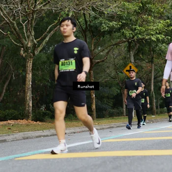 Runner Photo 5459623
