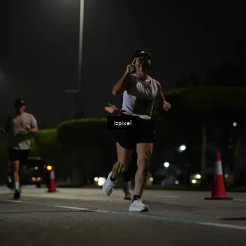 Runner Photo 5459914