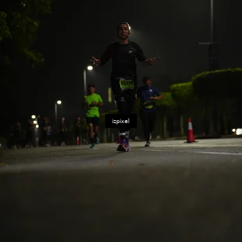 Runner Photo 5460080
