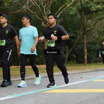 Runner Photo 5461103