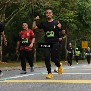 Runner Photo 5462398