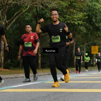Runner Photo 5462400