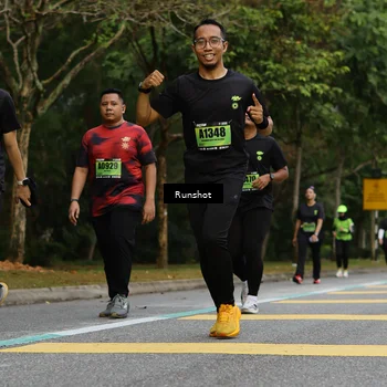 Runner Photo 5462414