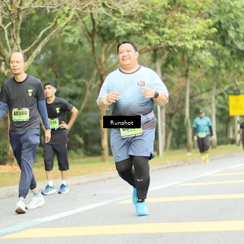 Runner Photo 5463124