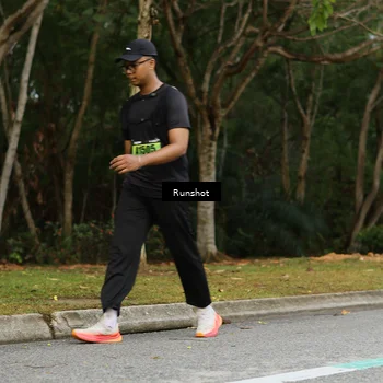 Runner Photo 5463197