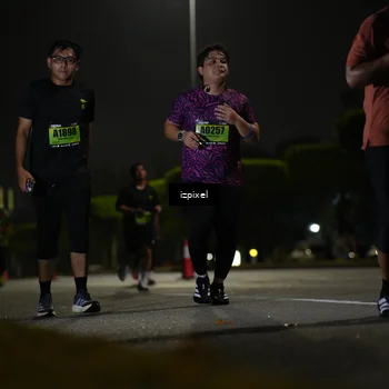 Runner Photo 5463288