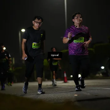 Runner Photo 5463373