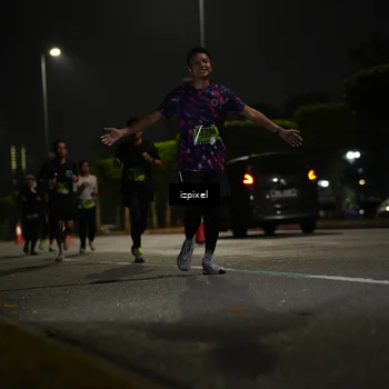 Runner Photo 5463698