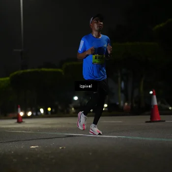 Runner Photo 5463793
