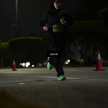 Runner Photo 5464070