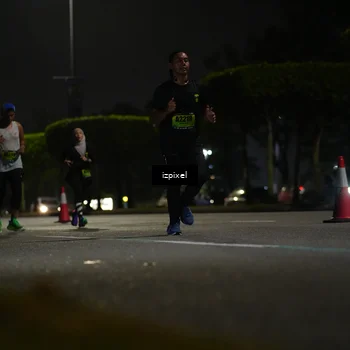 Runner Photo 5464191