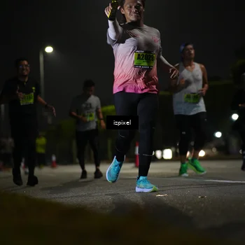Runner Photo 5464235