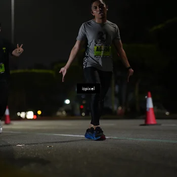 Runner Photo 5464294