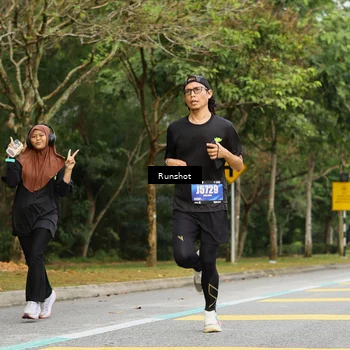 Runner Photo 5465113