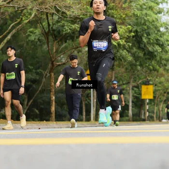 Runner Photo 5465296