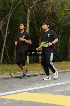 Runner Photo 5465758