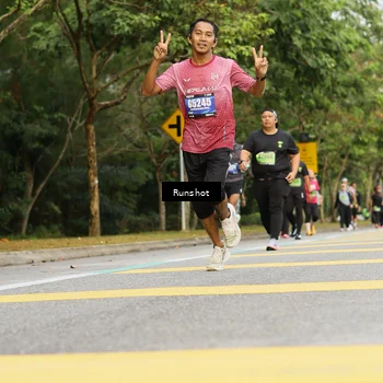 Runner Photo 5465846