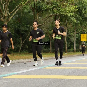 Runner Photo 5466396