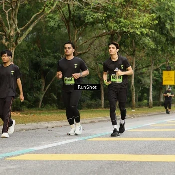 Runner Photo 5466403