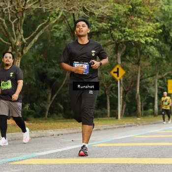 Runner Photo 5466600