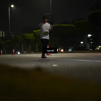 Runner Photo 5467009