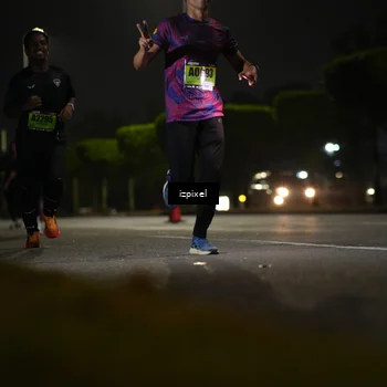 Runner Photo 5467124