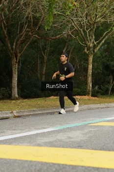 Runner Photo 5467312