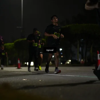 Runner Photo 5467392