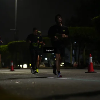 Runner Photo 5467400