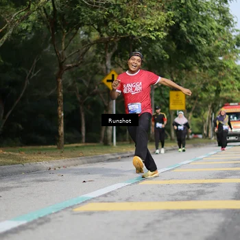 Runner Photo 5467406