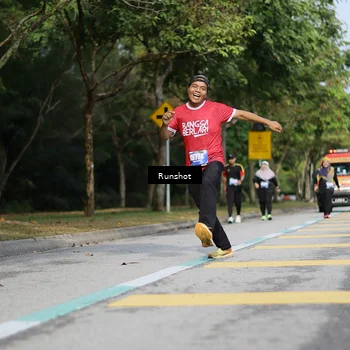 Runner Photo 5467408
