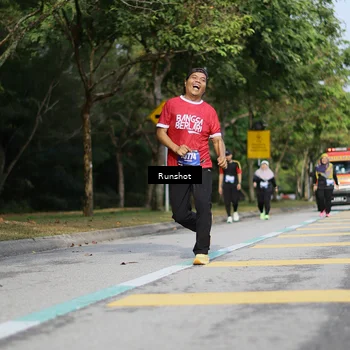 Runner Photo 5467416