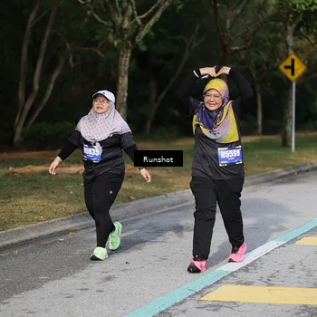 Runner Photo 5467490