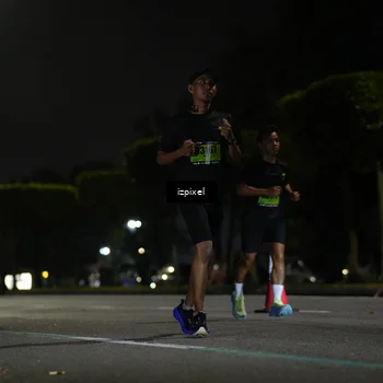 Runner Photo 5467844