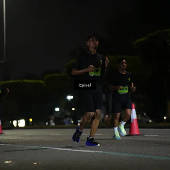 Runner Photo 5467848