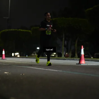 Runner Photo 5468048