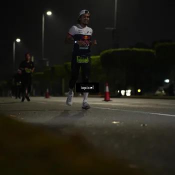 Runner Photo 5468089