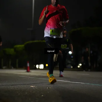 Runner Photo 5468298