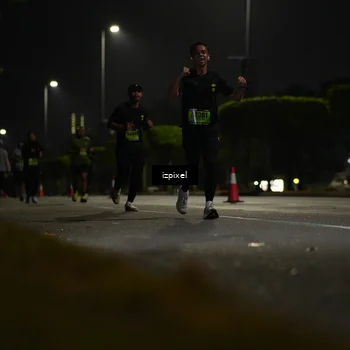 Runner Photo 5468443