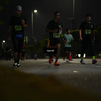 Runner Photo 5468599