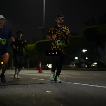Runner Photo 5468906