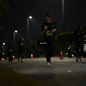 Runner Photo 5469115
