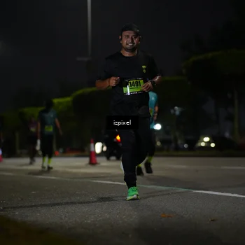 Runner Photo 5470040
