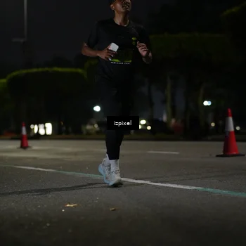 Runner Photo 5470059