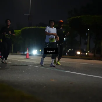 Runner Photo 5470198