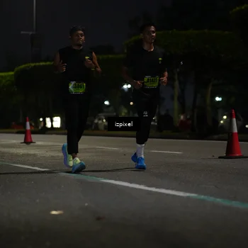 Runner Photo 5470514