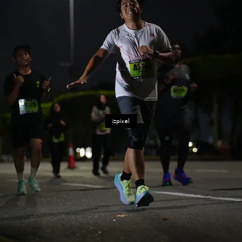 Runner Photo 5470572