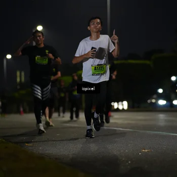 Runner Photo 5470657