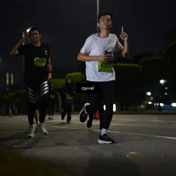 Runner Photo 5470665